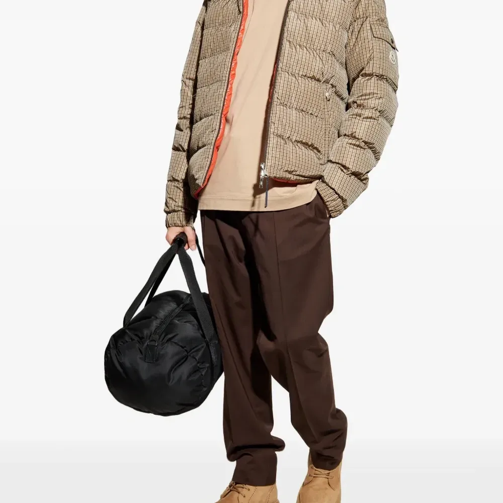 Футболка с нашивкой-логотипом Футболка с нашивкой-логотипом