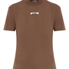 Футболка с нашивкой-логотипом