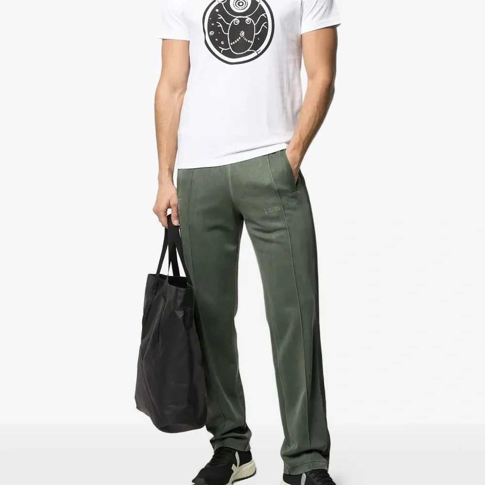 Футболка с кристаллами