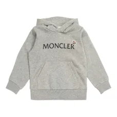 Худи с нашивкой-логотипом