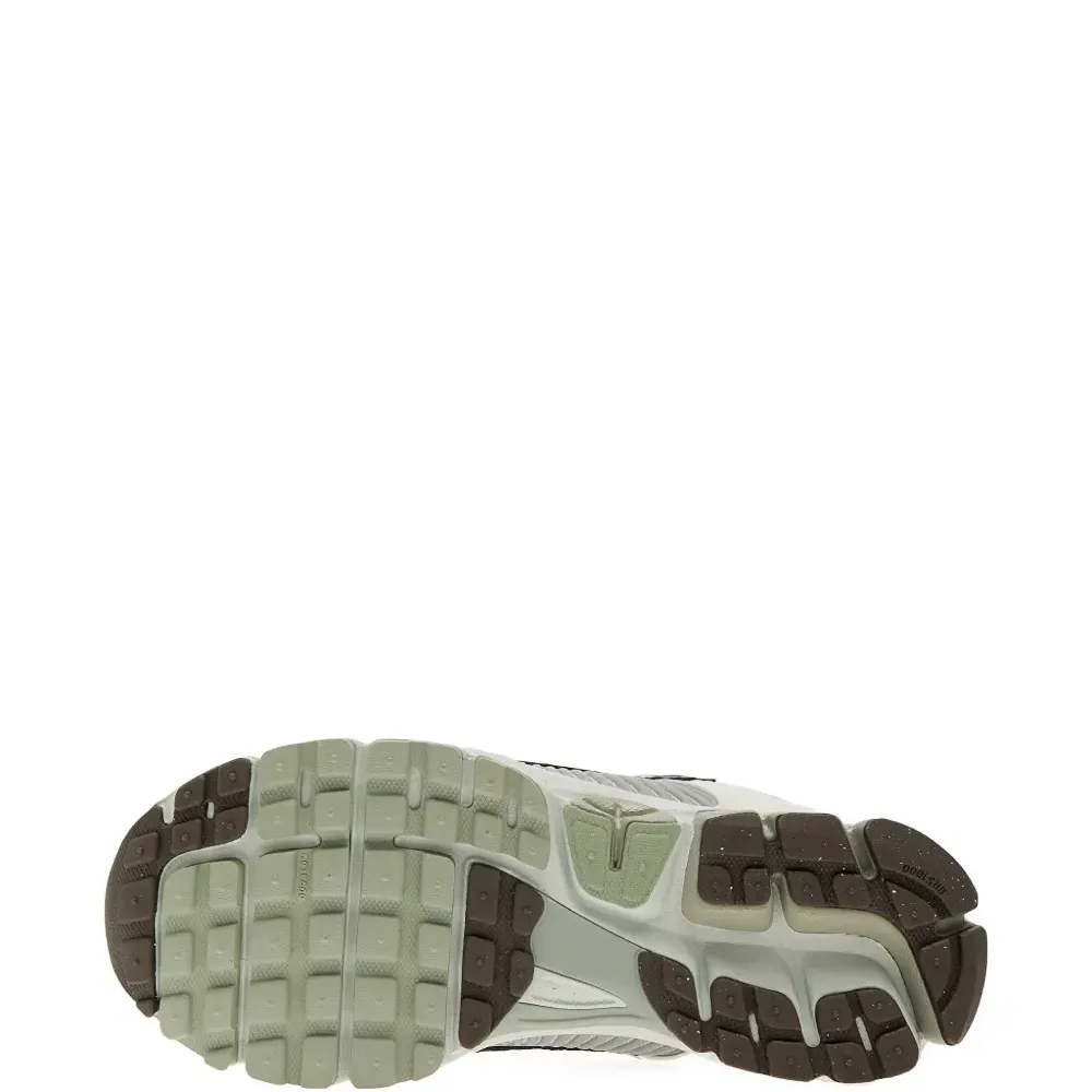 Кроссовки Zoom Vomero 5 Кроссовки Zoom Vomero 5