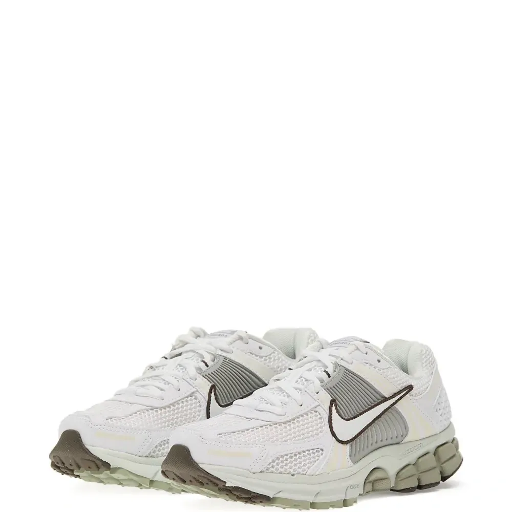 Кроссовки Zoom Vomero 5 Кроссовки Zoom Vomero 5