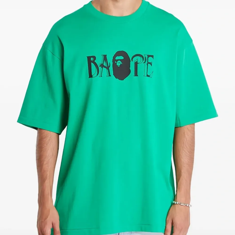 Футболка с логотипом Футболка с логотипом