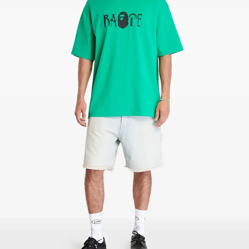 Футболка с логотипом Футболка с логотипом