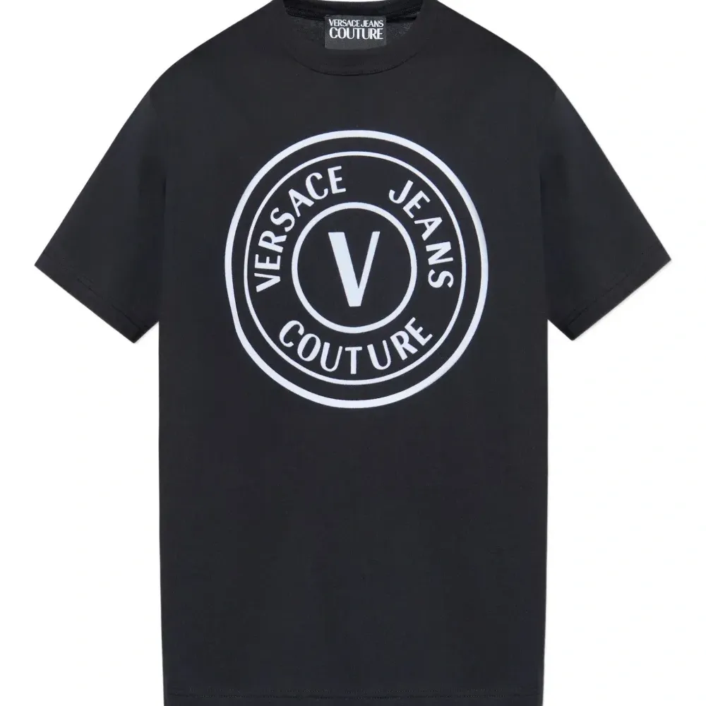 Футболка с логотипом