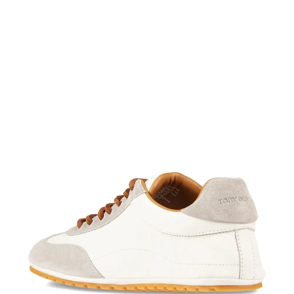 Кожаные кроссовки