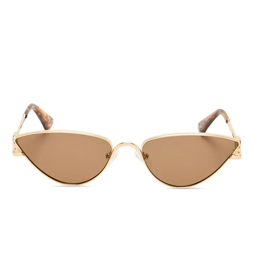 Солнцезащитные очки в геометричной оправе