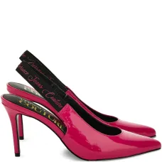 Туфли с заостренным носком и ремешком на пятке