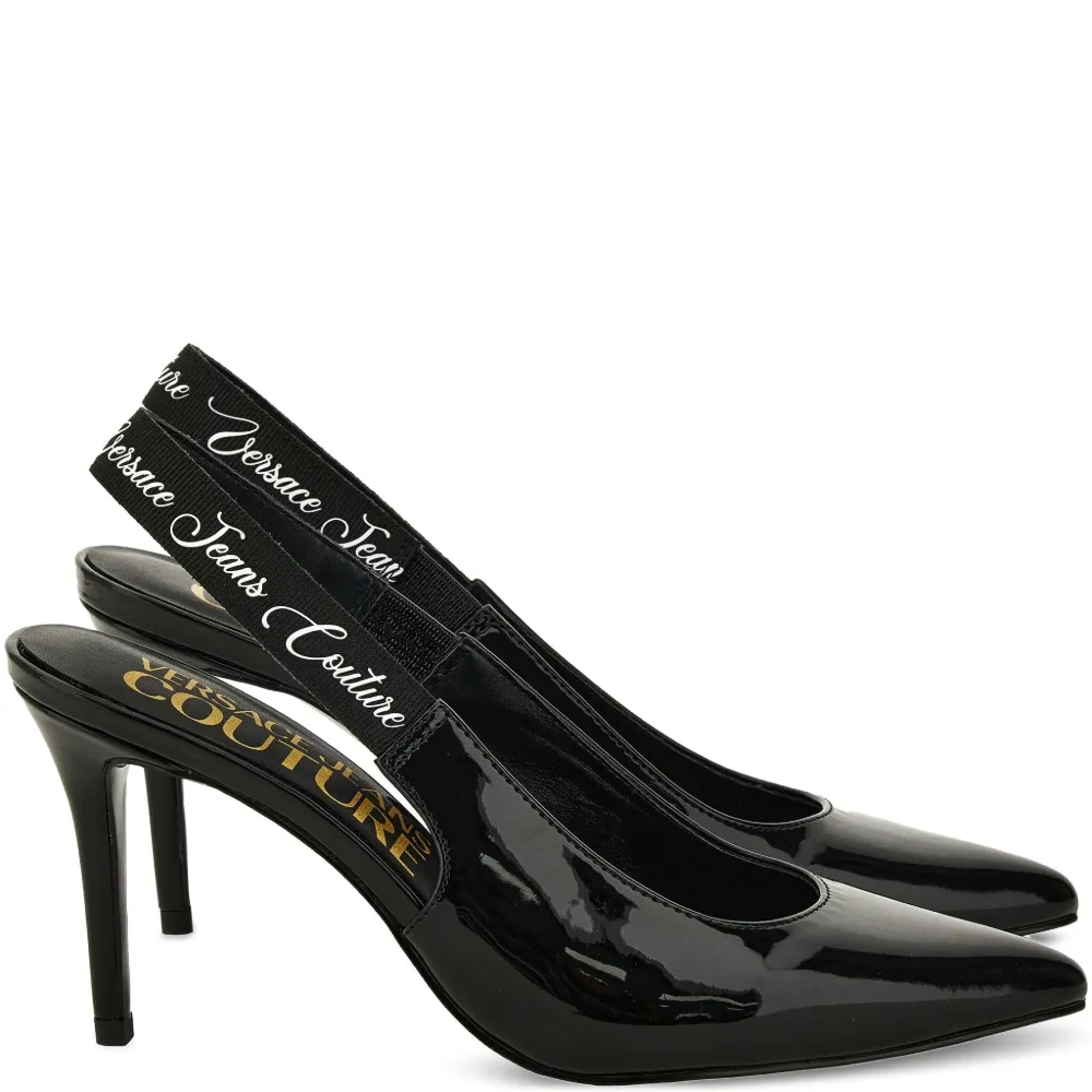 Лакированные туфли с ремешком на пятке