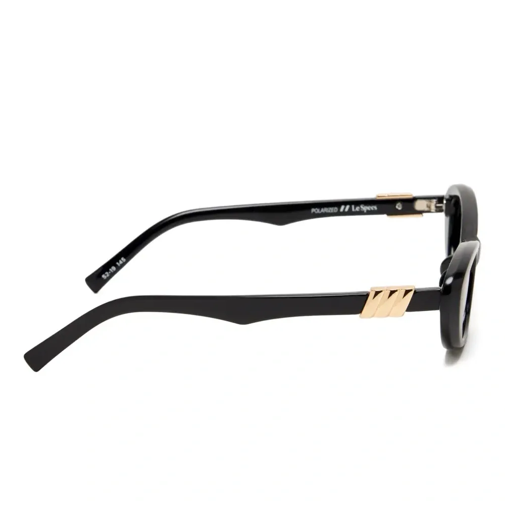 Солнцезащитные очки The Whisperer в оправе 'кошачий глаз'