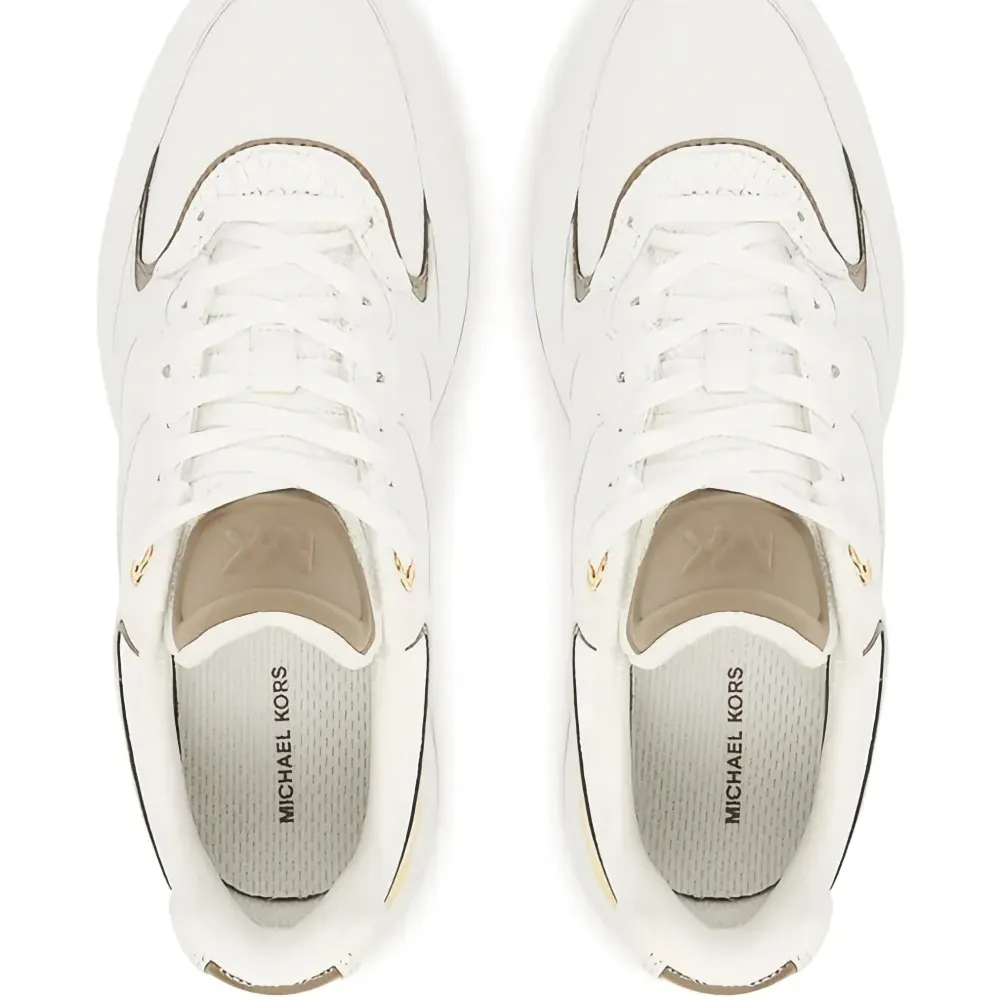 Кроссовки Riley