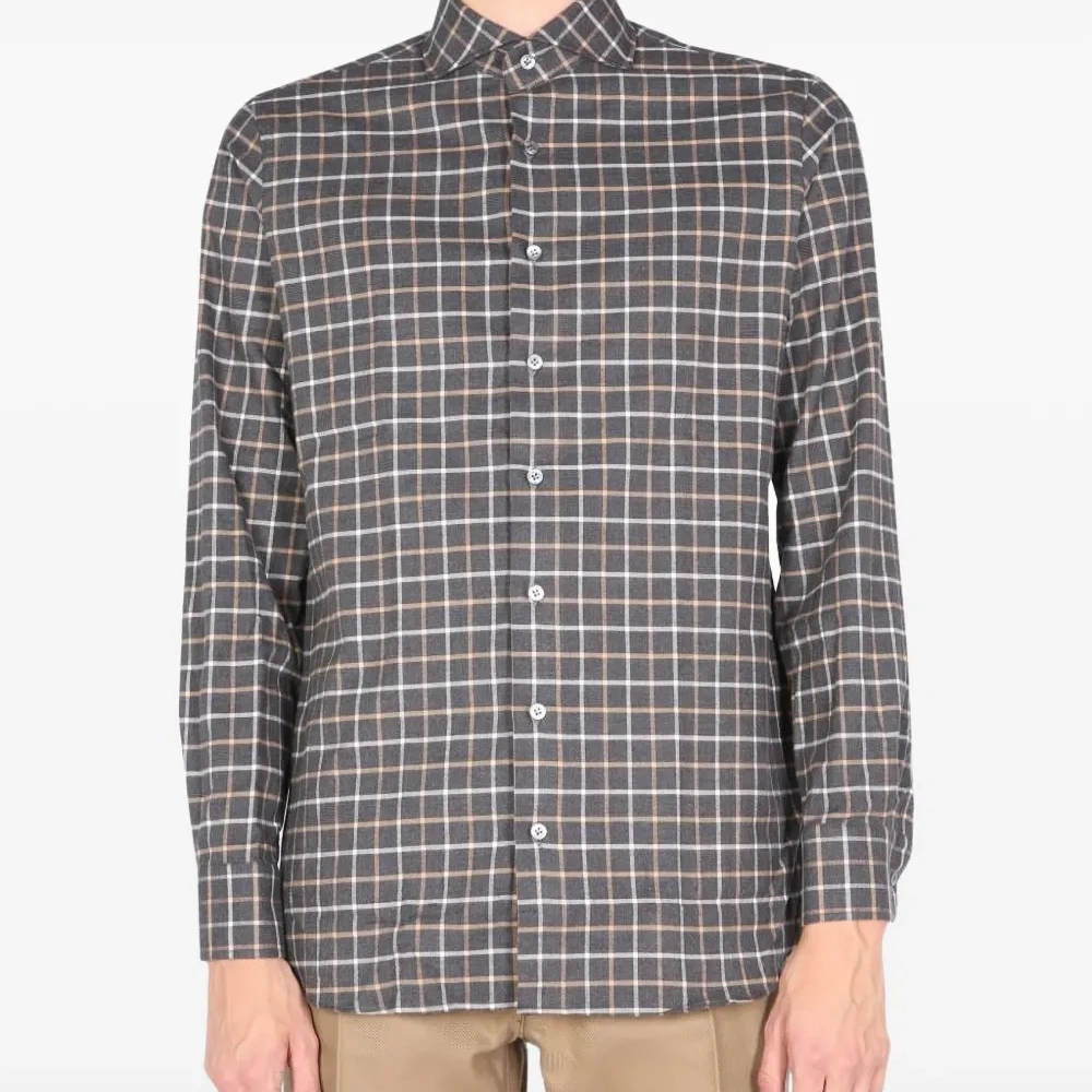 Клетчатая рубашка