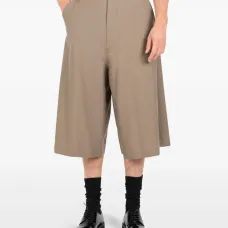 Шорты строгого кроя Шорты строгого кроя