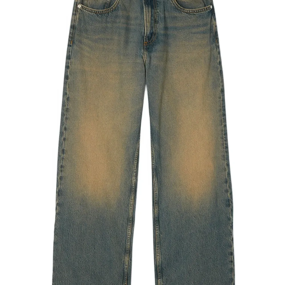 Широкие джинсы