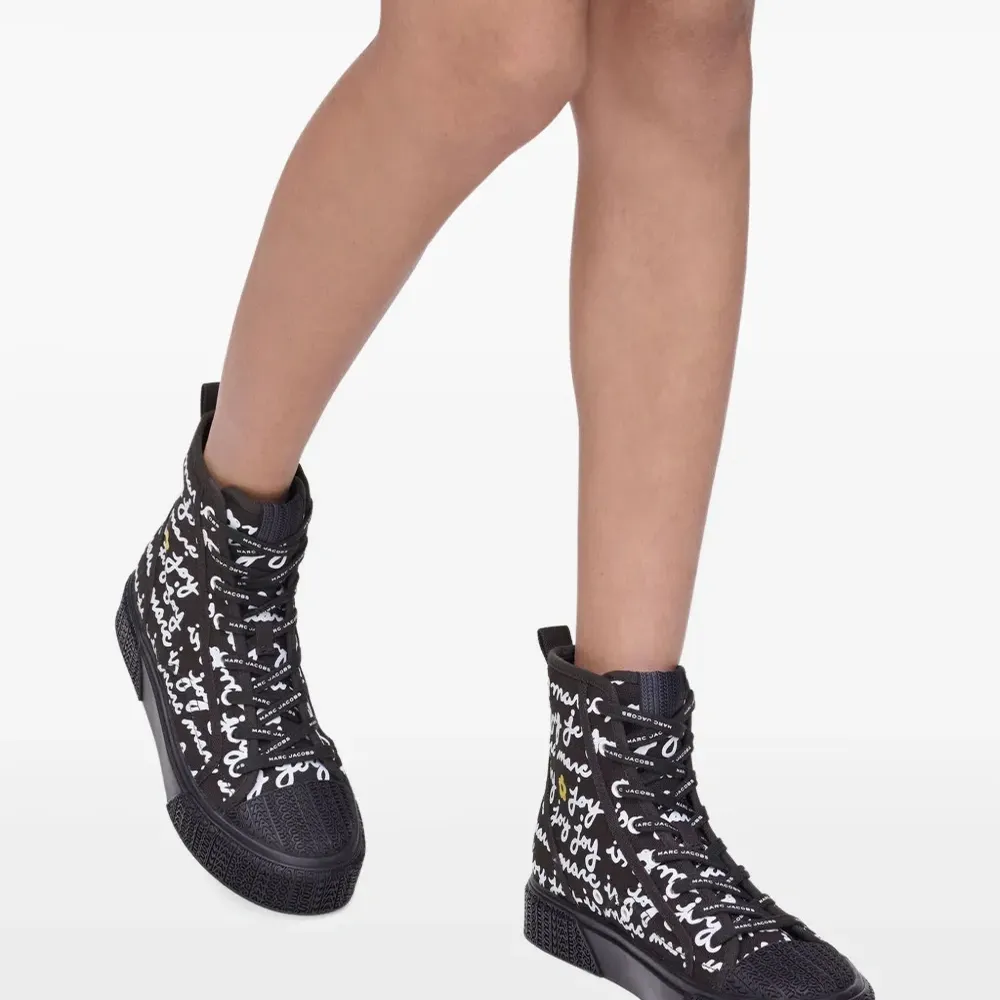 Высокие кеды The Marc Is Joy