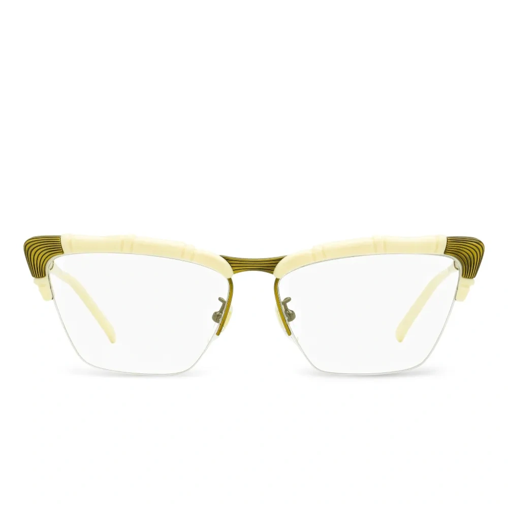 Очки в оправе 'кошачий глаз'