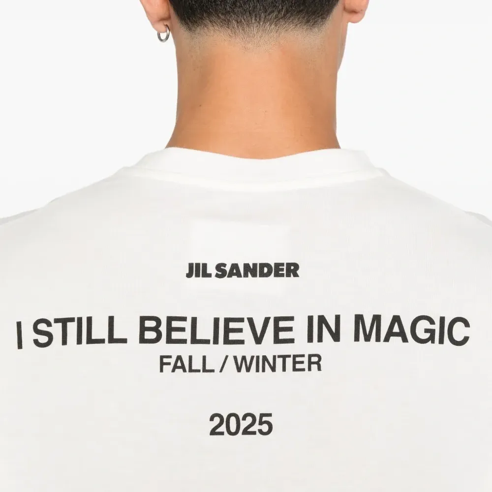 Футболка с длинными рукавами Футболка с длинными рукавами