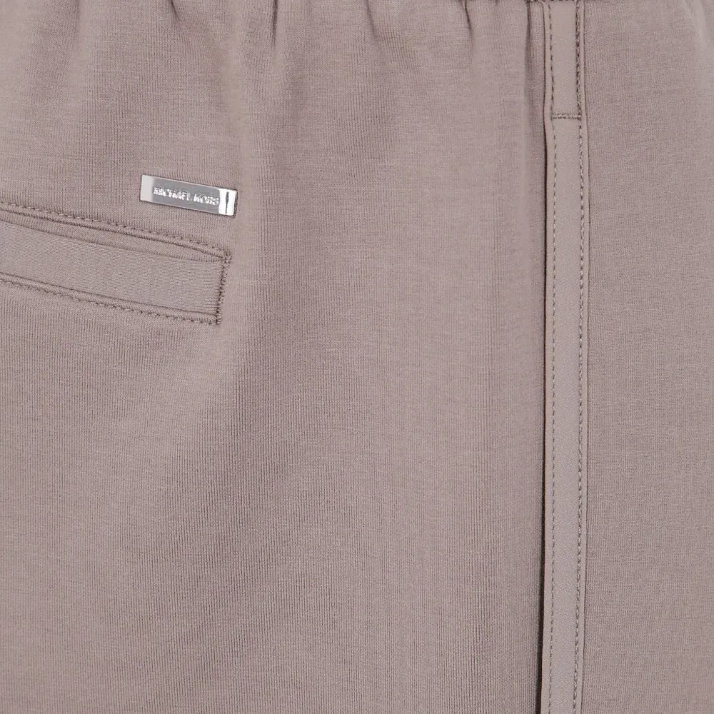 брюки с эластичным поясом