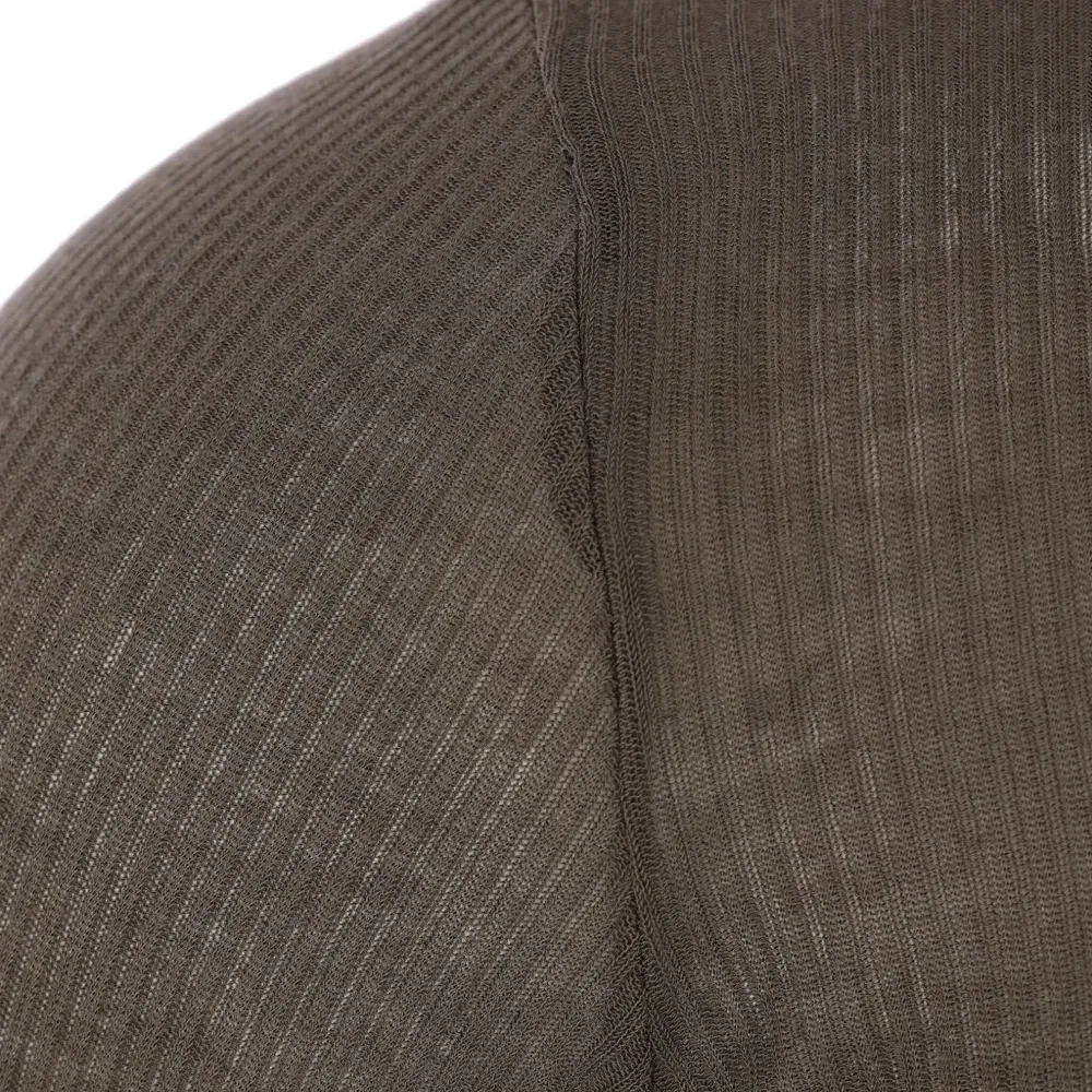 футболка в рубчик с длинными рукавами футболка в рубчик с длинными рукавами