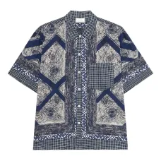 рубашка с короткими рукавами и геометричным принтом
