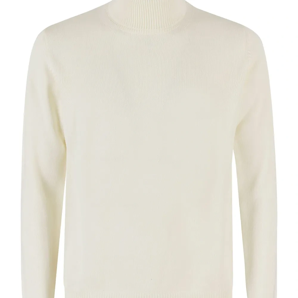 Свитер из шерсти мериноса с высоким воротником