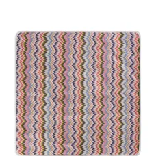 Плед с зигзагообразным узором