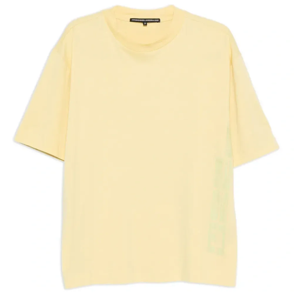 футболка с логотипом