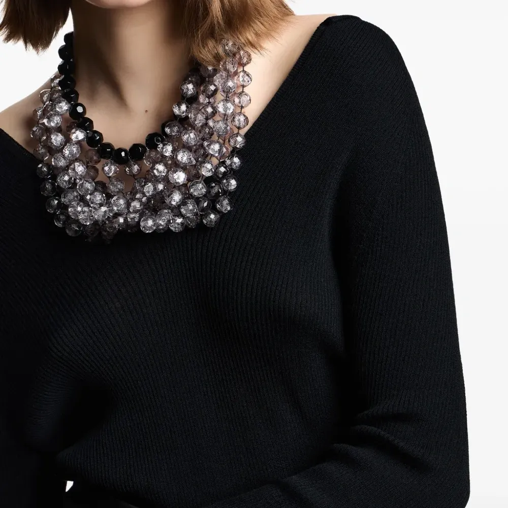 колье с кристаллами