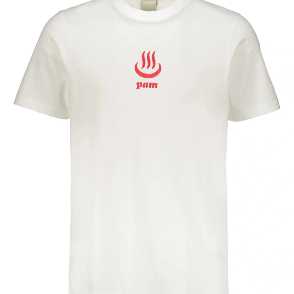 Футболка с вышитым логотипом