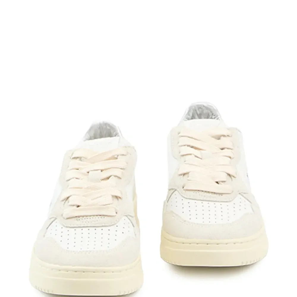 Кроссовки Medalist на шнуровке