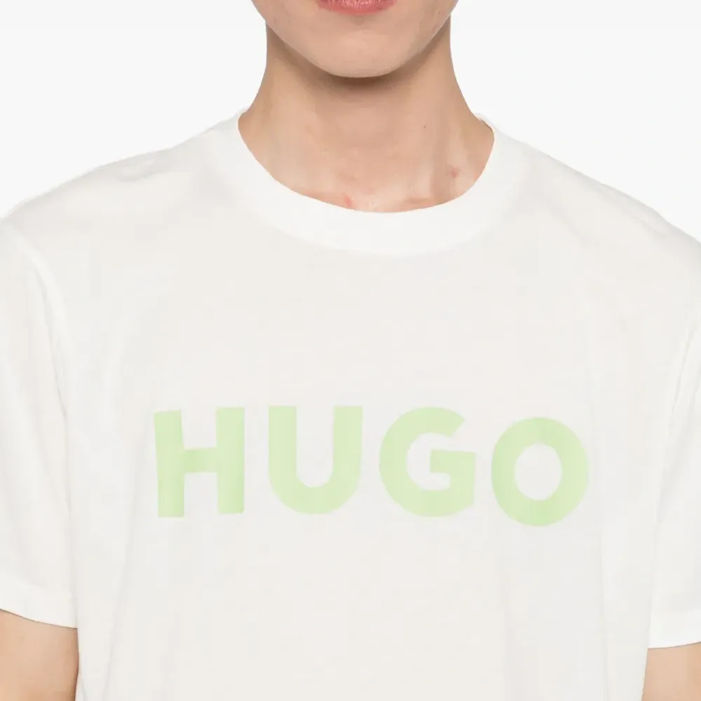 Футболка с логотипом