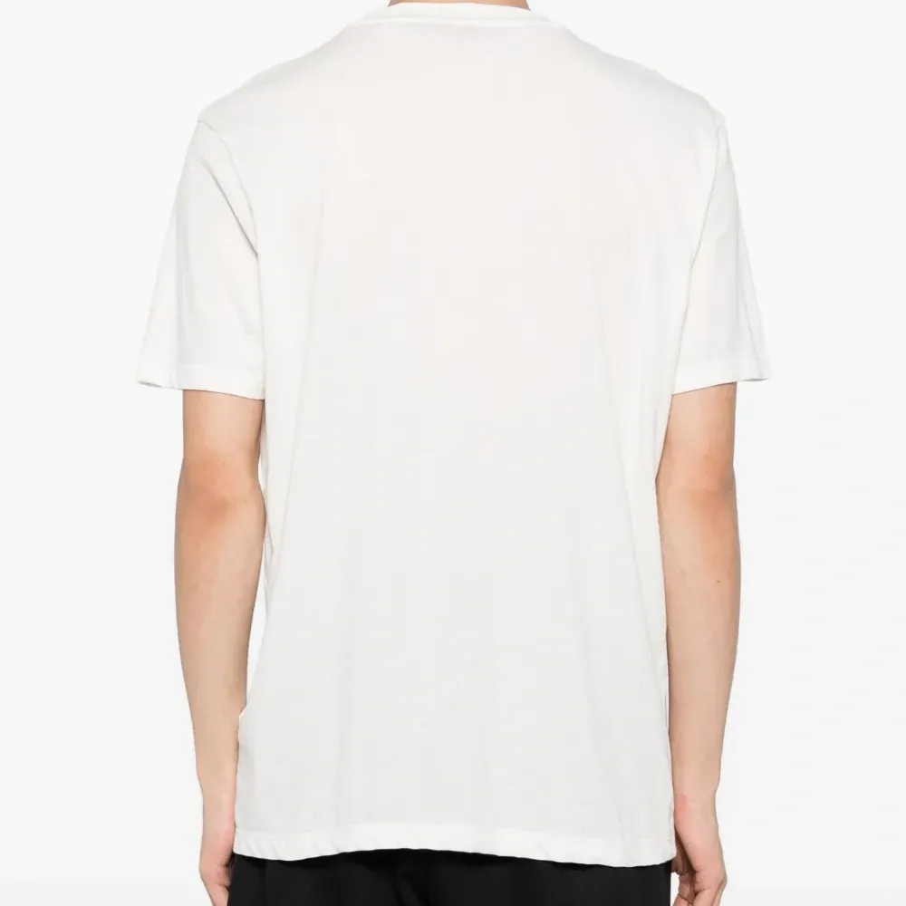 Футболка с логотипом