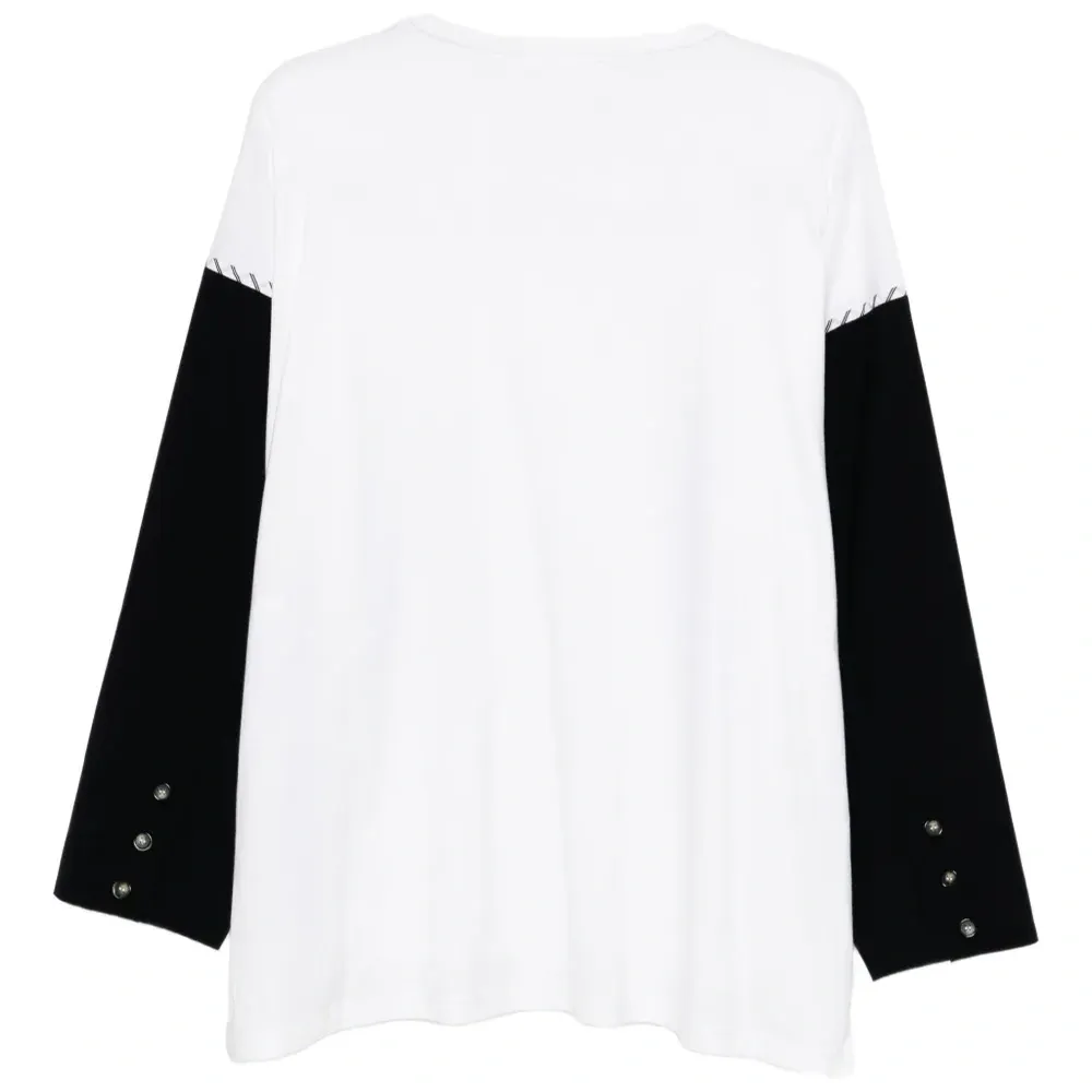 Топ с контрастными вставками