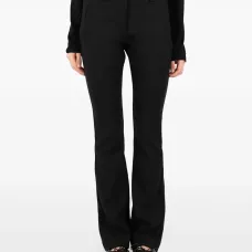 брюки с карманами