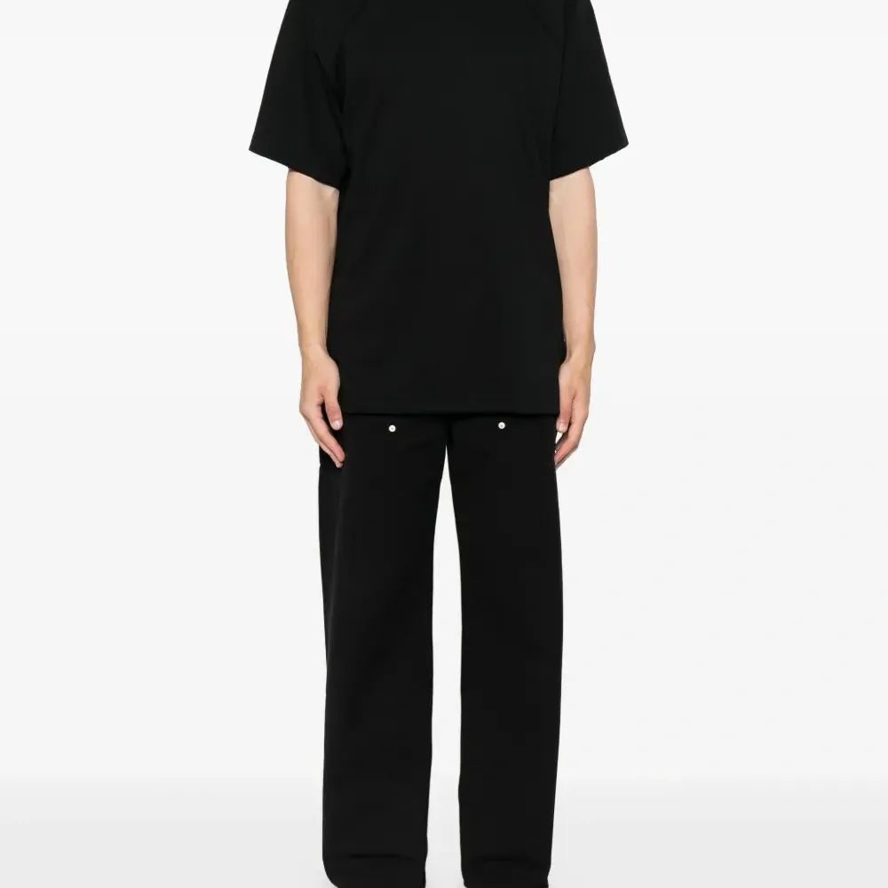 Футболка с круглым вырезом