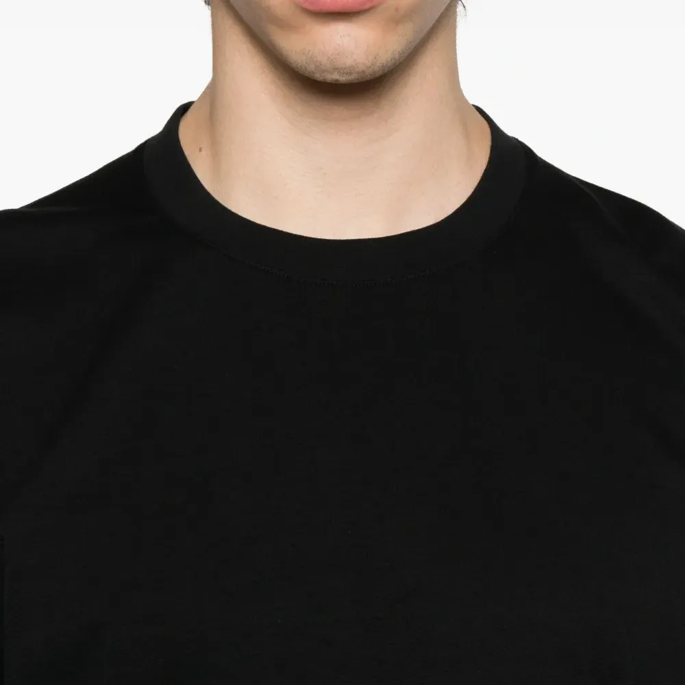 Футболка с круглым вырезом