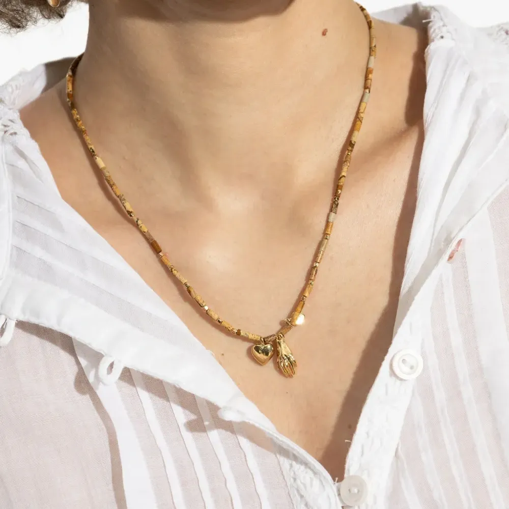 колье с подвеской