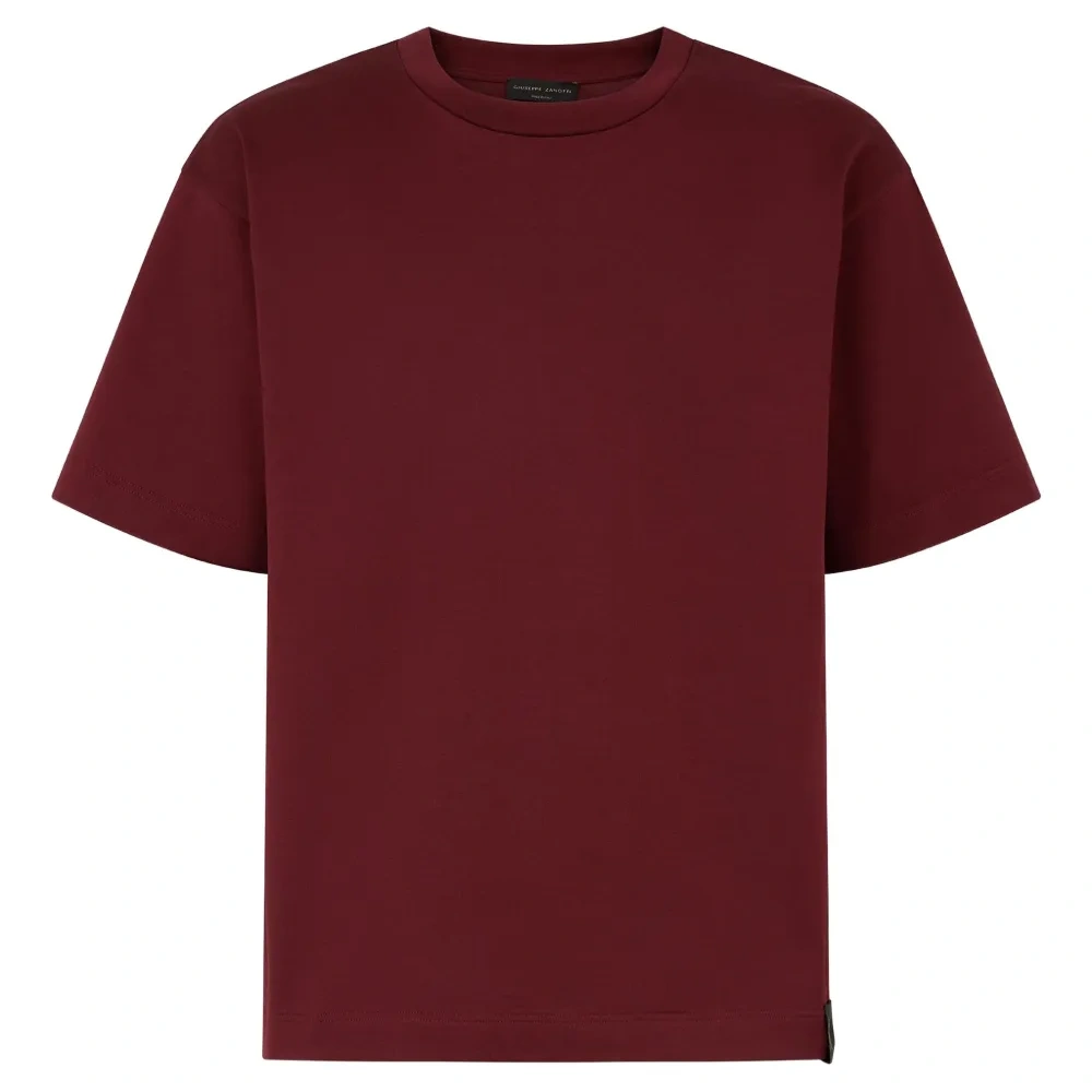 Футболка с логотипом