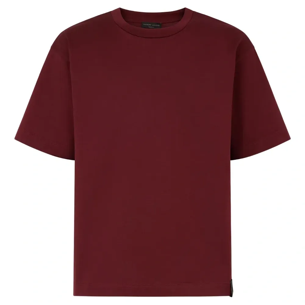 Футболка с логотипом