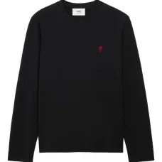 футболка с длинными рукавами и вышивкой