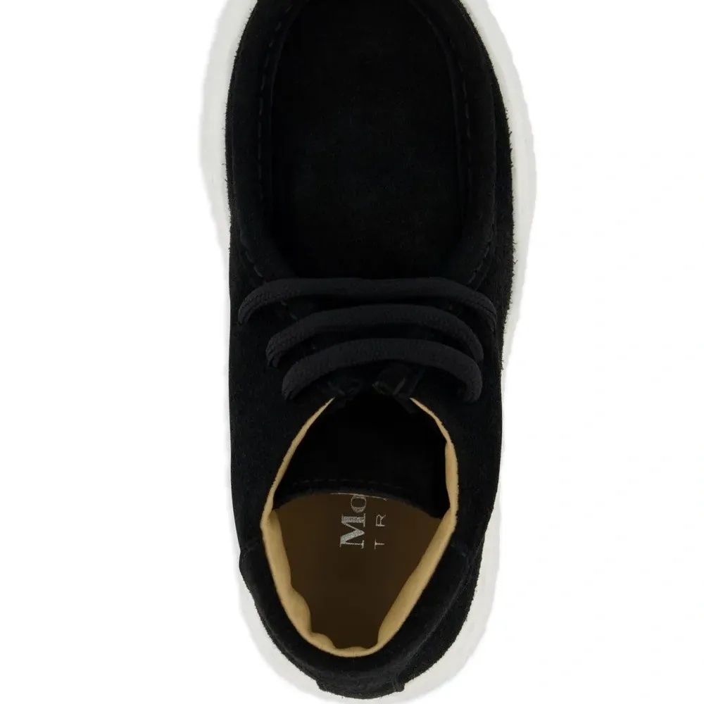 Замшевые кеды на шнуровке