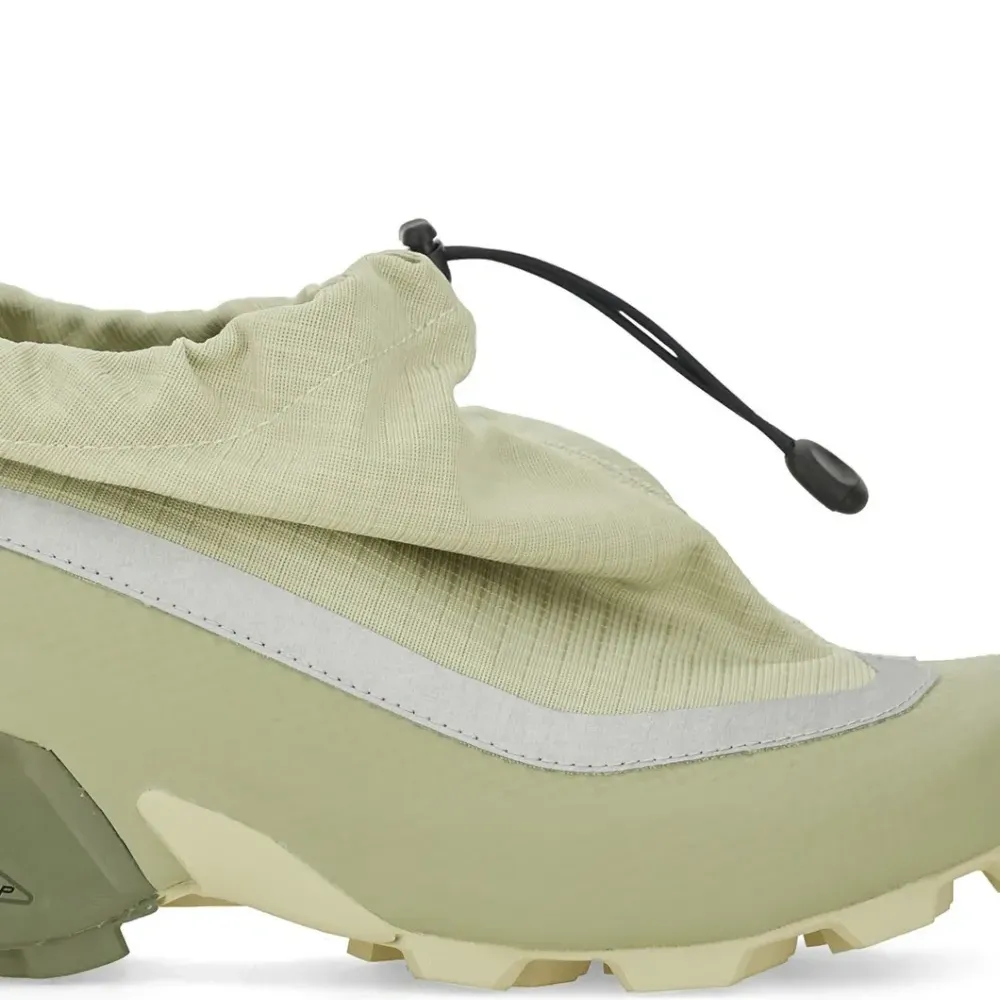 Кроссовки с отражающими вставками и шнурком-затяжкой Кроссовки с отражающими вставками и шнурком-затяжкой