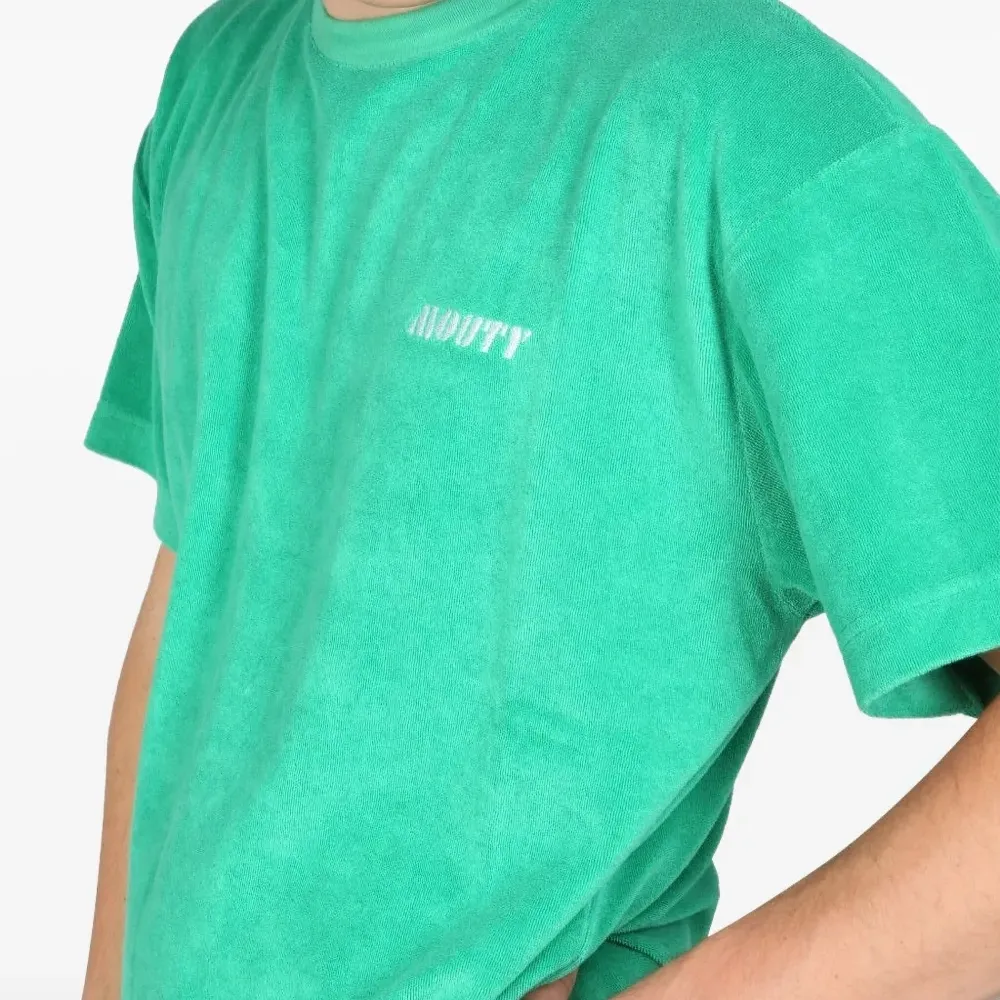 Футболка с логотипом