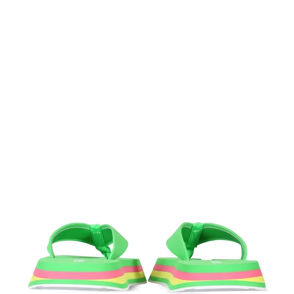 Шлепанцы в полоску