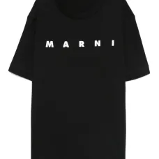 Футболка с логотипом