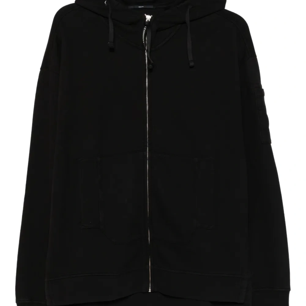 толстовка на молнии с капюшоном