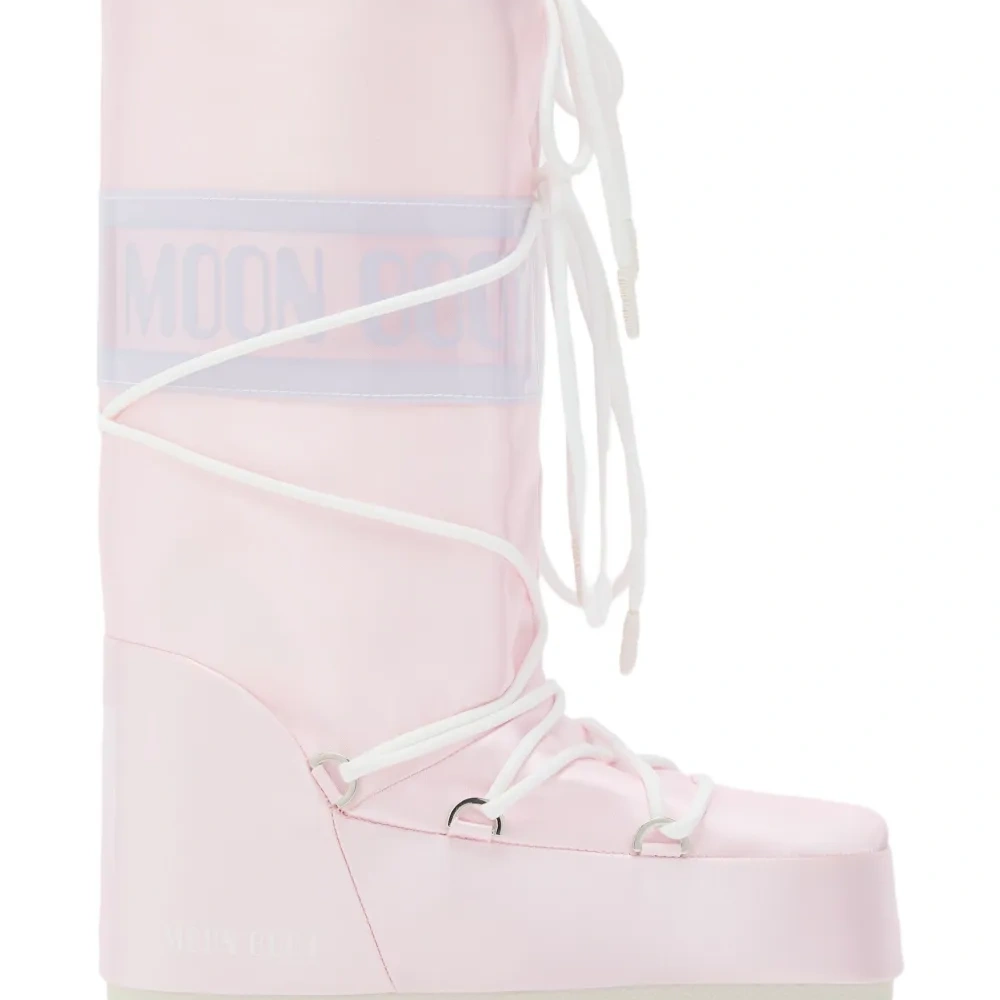 атласные ботинки на шнуровке