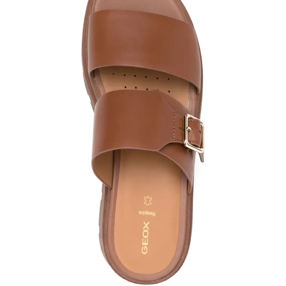 сандалии на платформе с пряжкой сандалии на платформе с пряжкой