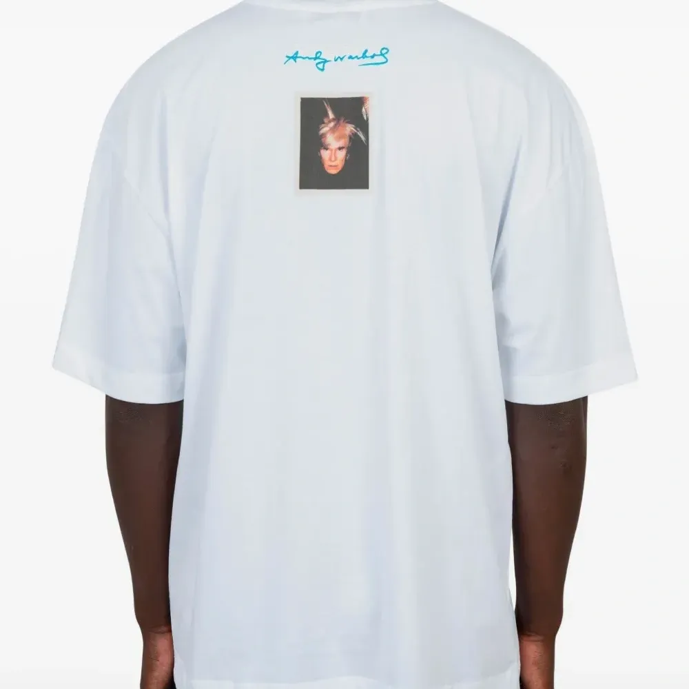 Футболка с графичным принтом