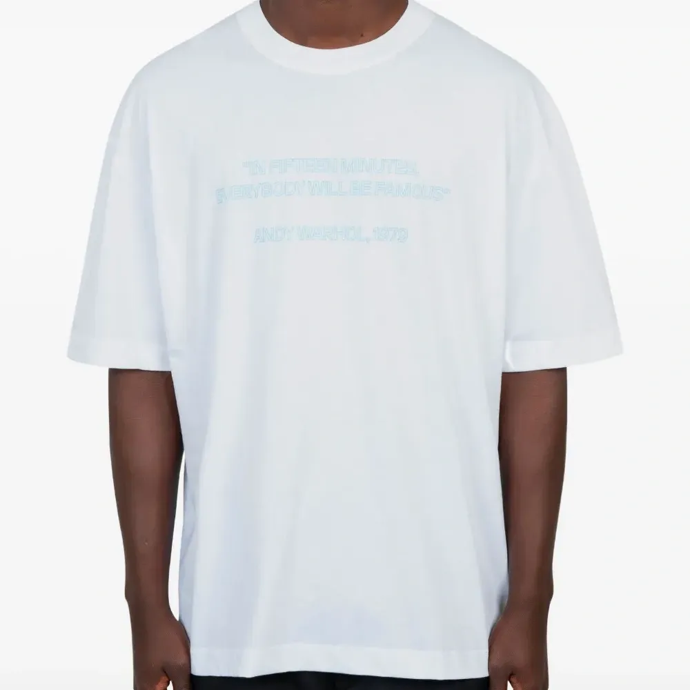 Футболка с графичным принтом